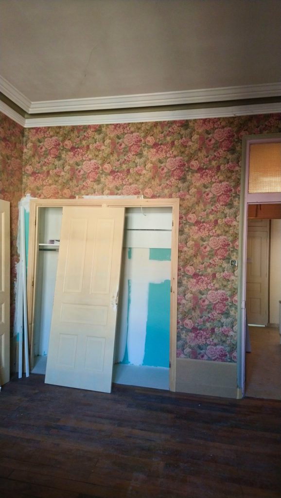 Photographie avant rénovation d'une chambre, par Peinture et Vous